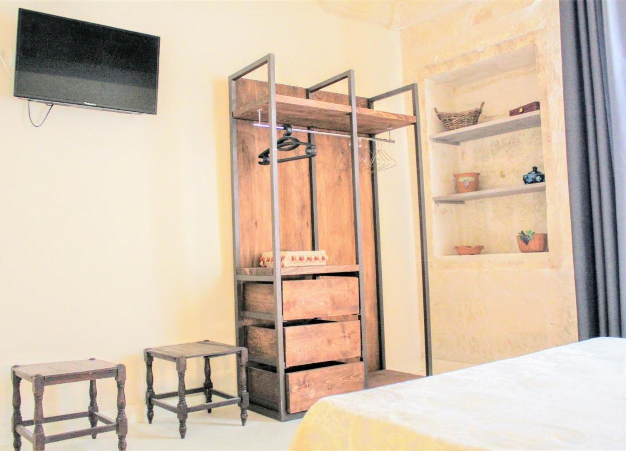 レッチェ Dimora Vico Dei Nohi Bed & Breakfast エクステリア 写真