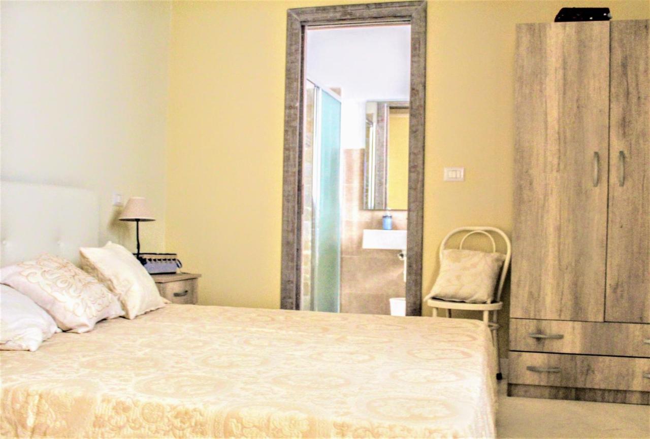 レッチェ Dimora Vico Dei Nohi Bed & Breakfast エクステリア 写真